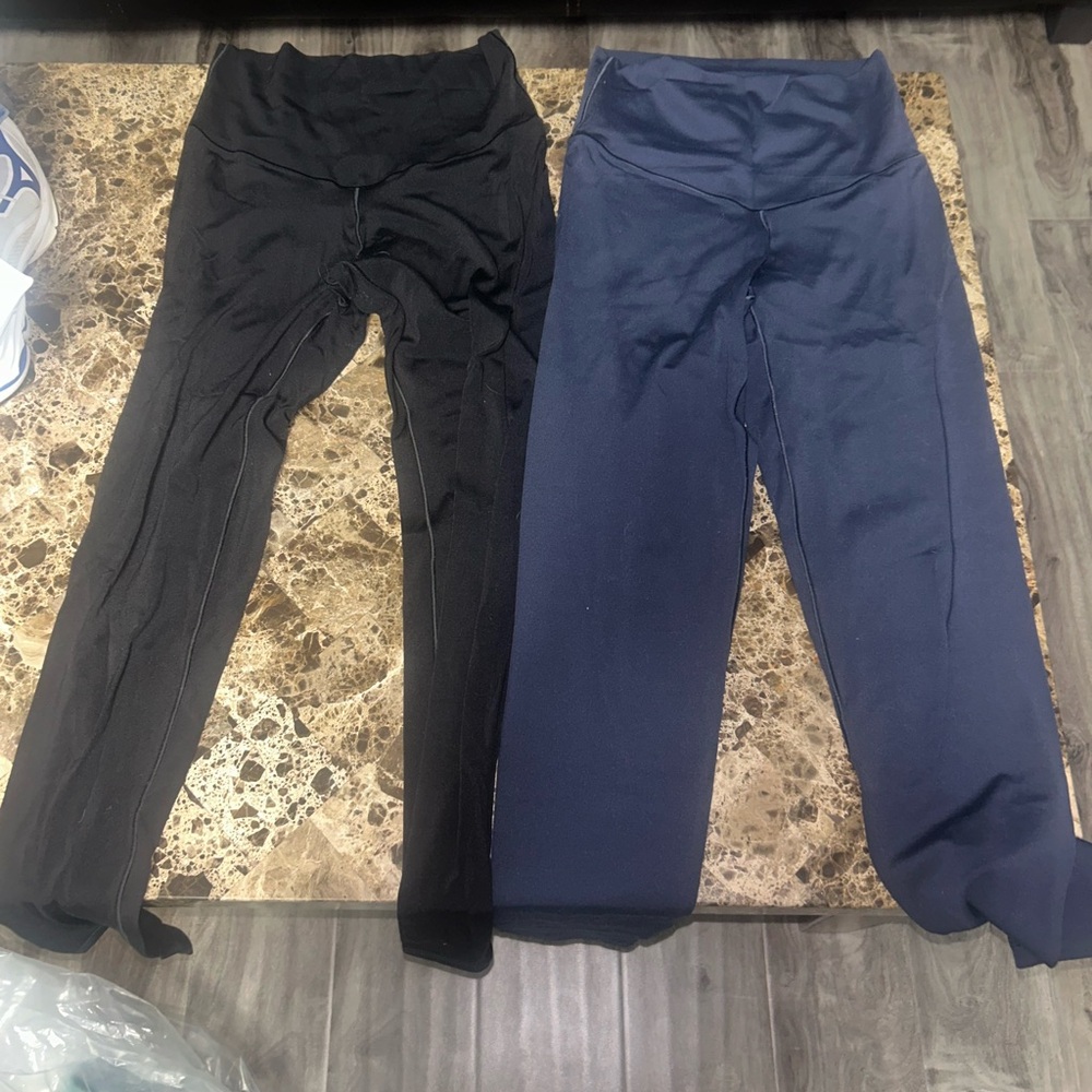 Aerie Black and Navy Leggings